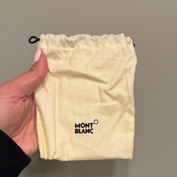 Montblanc Elegant Black Card Holder - Picture 5 of 5